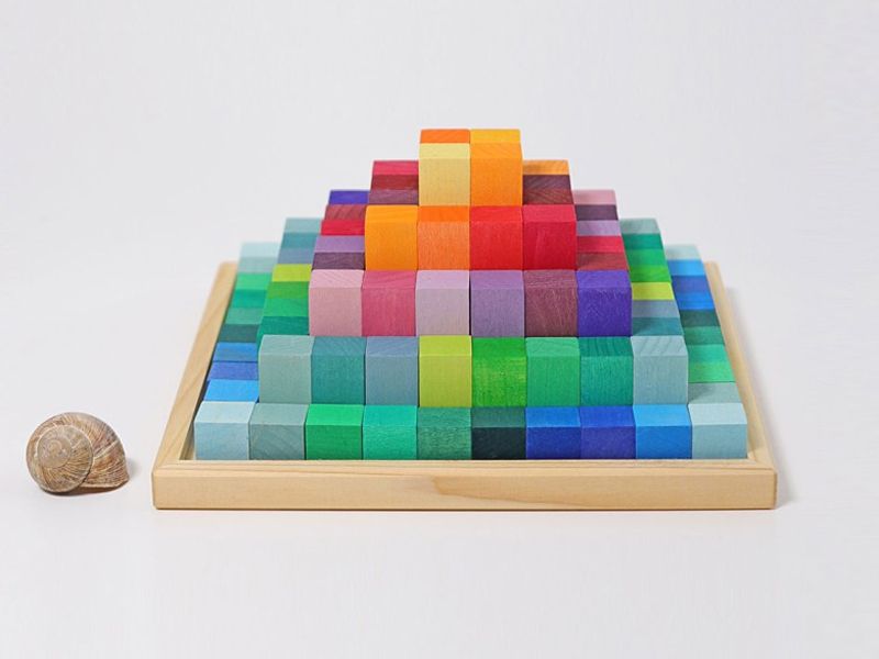 grimms-kleine-stufenpyramide-10056_2.jpg